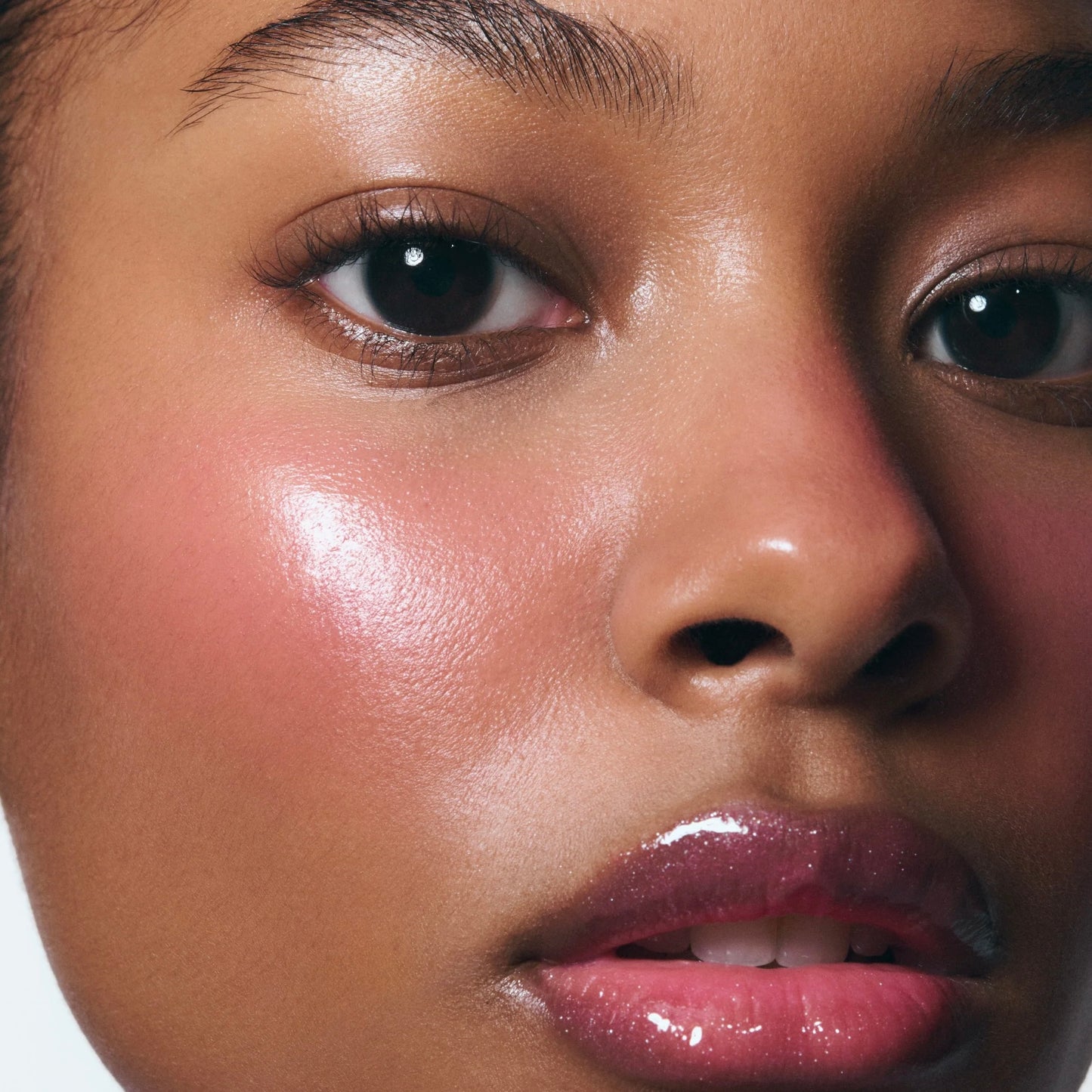 Rhde - Pocket Blush  **BAJO-PEDIDO**