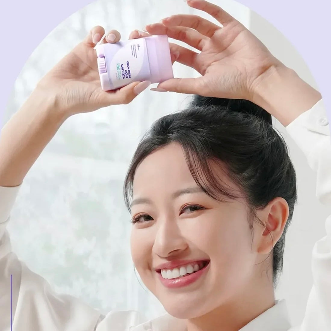 Isntree - Onion Fresh Light Sun Stick SPF 50+ PA++++