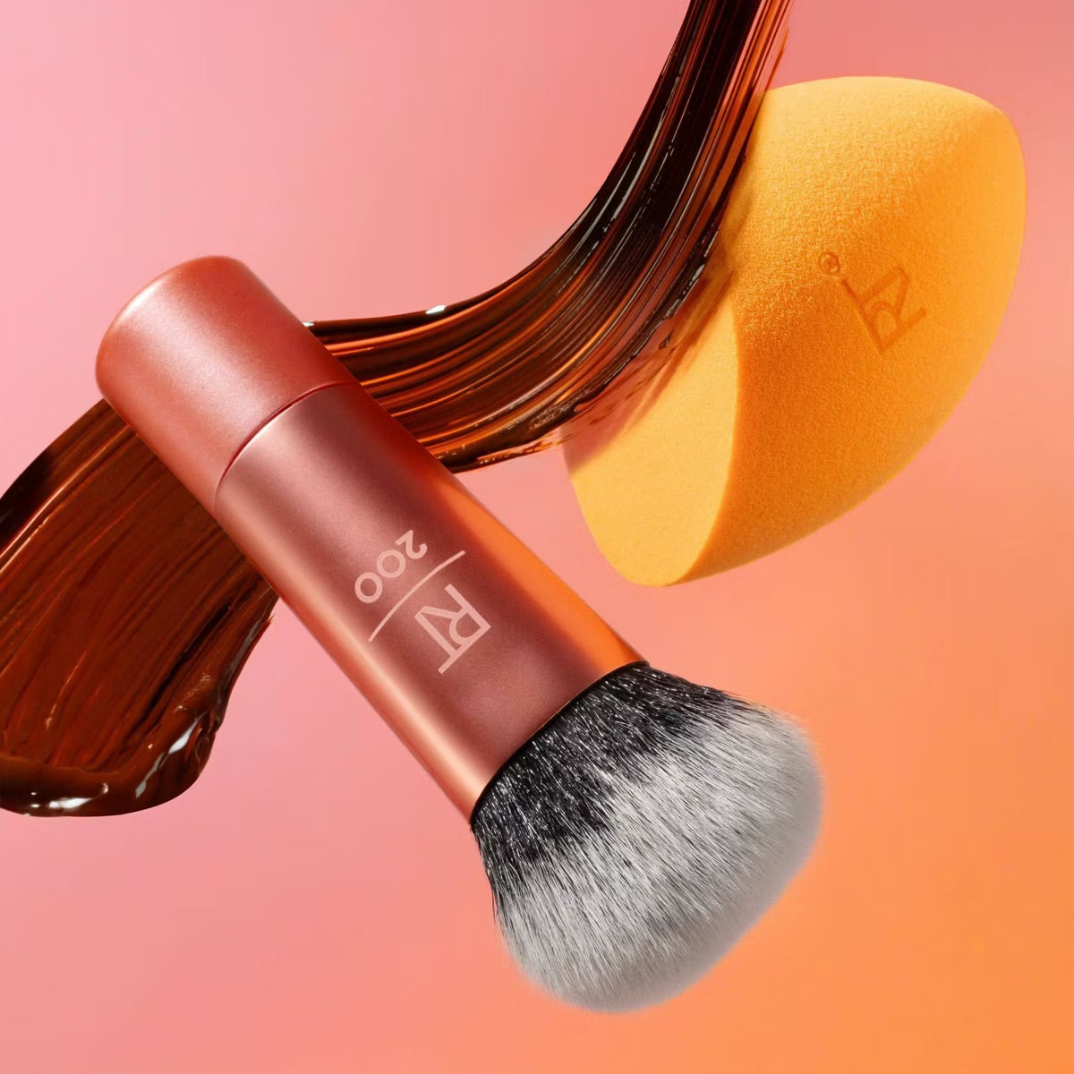 Real Techniques - Mini Brush and MCS Sponge Duo