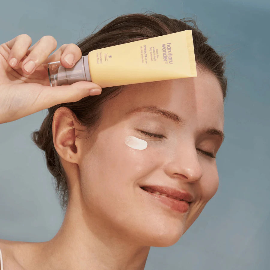 Haruharu Wonder - Black Rice Moisture Airyfit Daily Sunscreen  SPF 50+ y PA++++