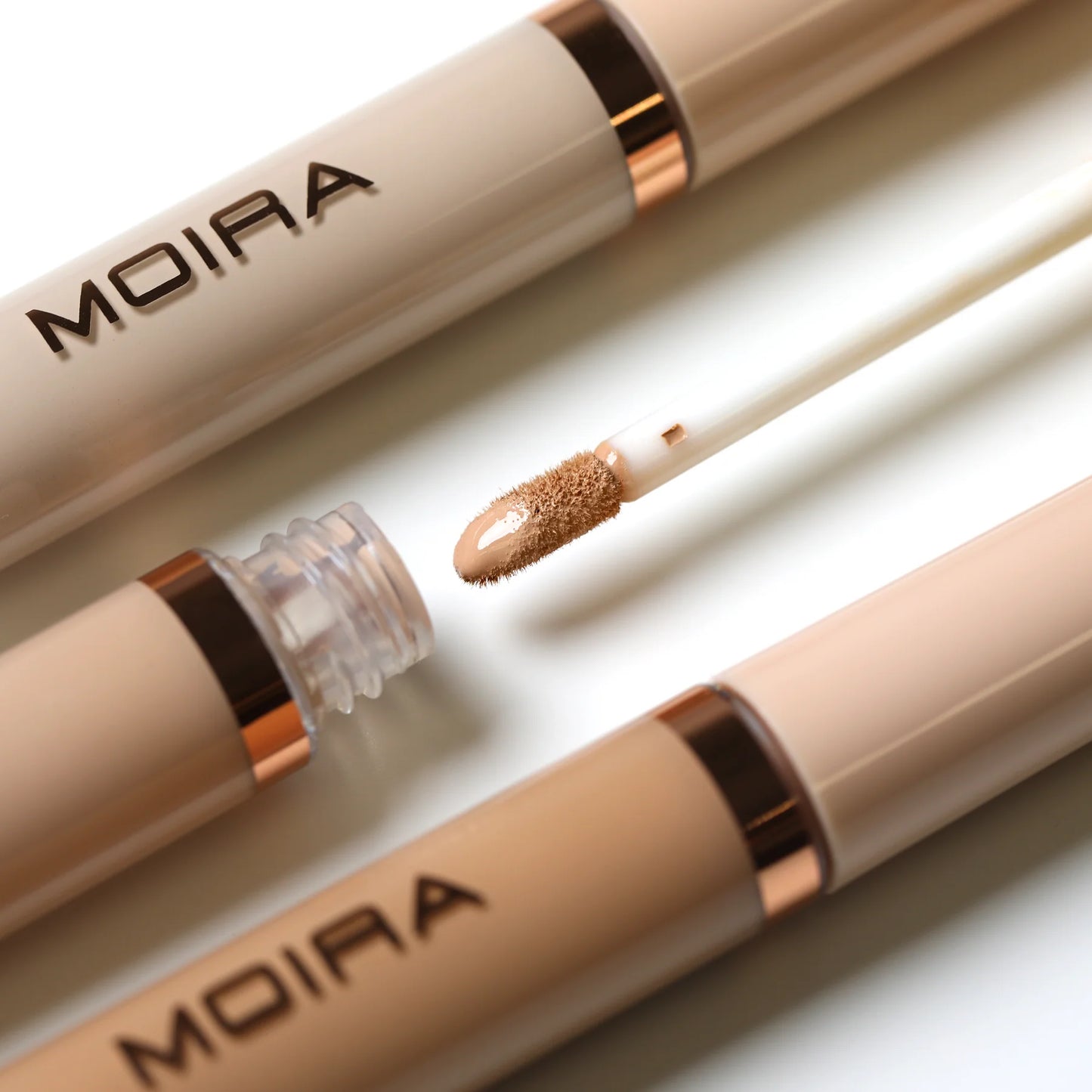 Moira - Corrector Lavish Creamy Concealer