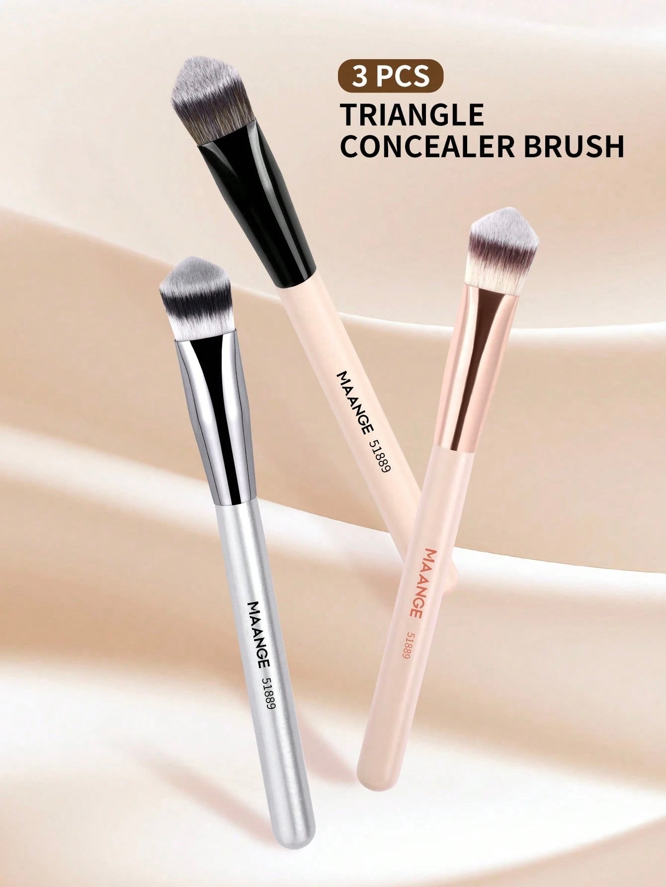 MAANGE - Set de 3 Brochas de Maquillaje Triangulares