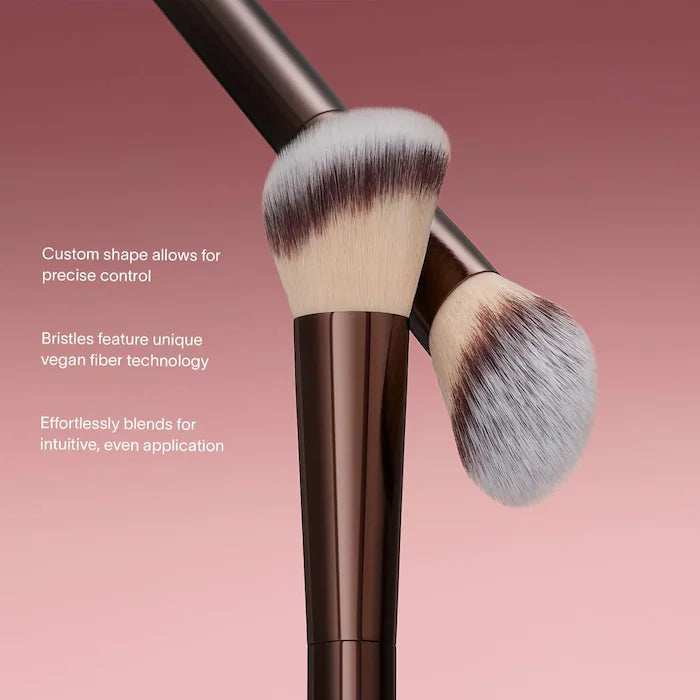 Hourglass - No. 15 Blush Brush **BAJO-PEDIDO**