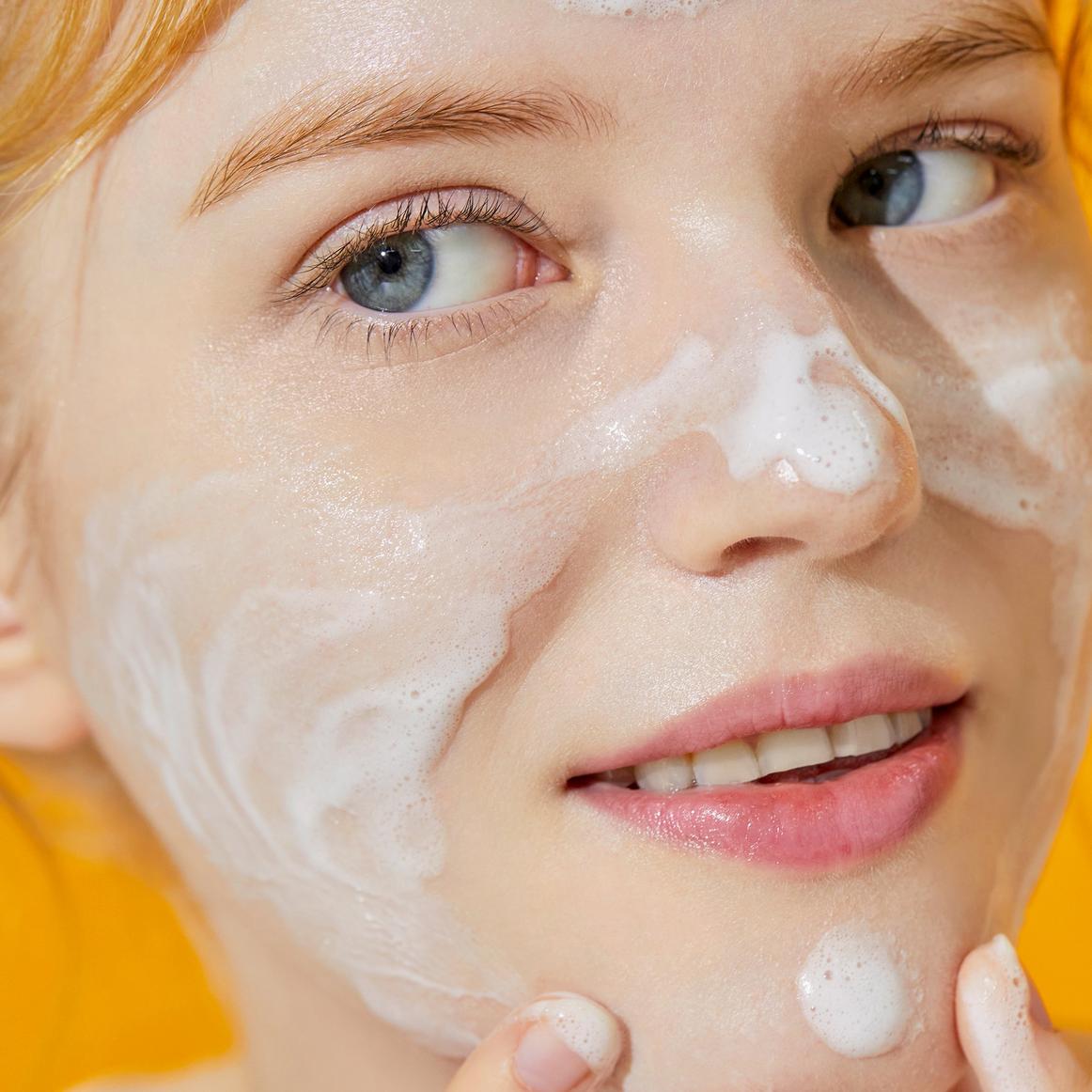 COSRX - Advanced Snail Mucin Gel Cleanser