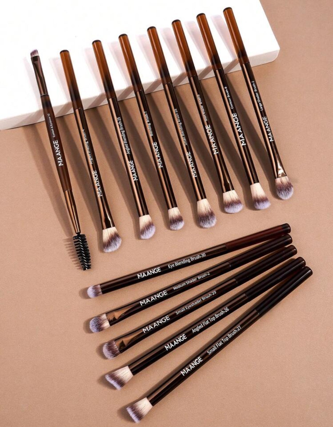 MAANGE - Set de 13 Brochas Profesionales