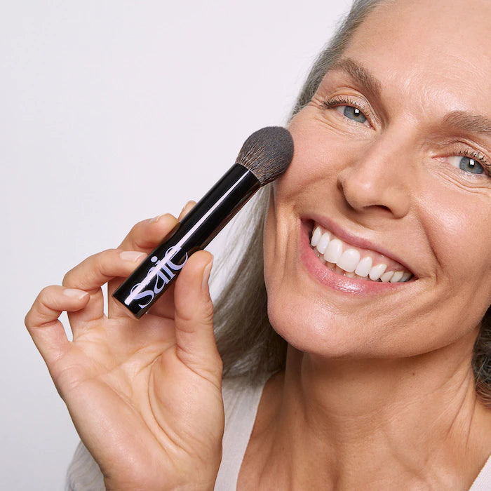 Saie - The Fluffy Setting Powder Brush **BAJO-PEDIDO**