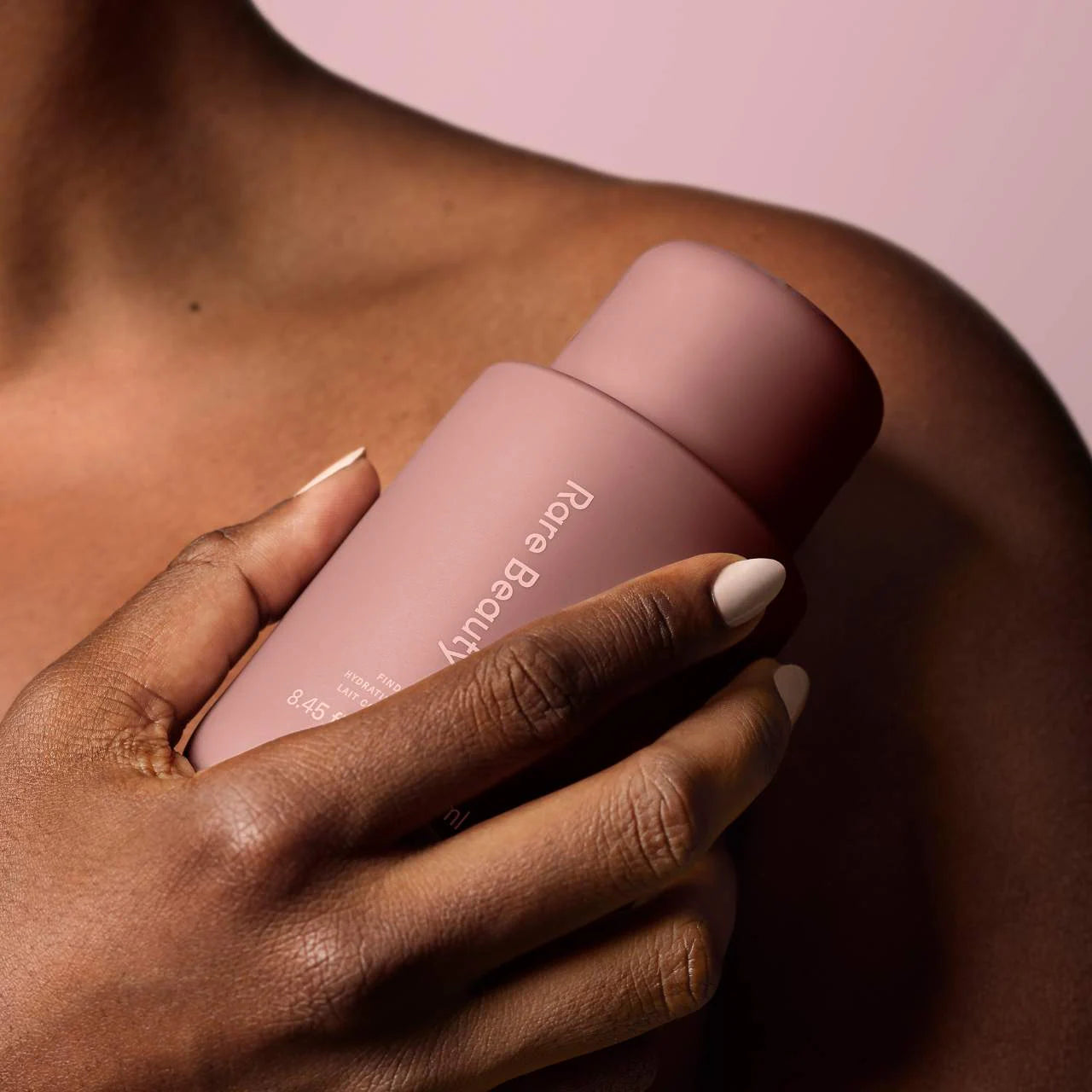 Rare Beauty by Selena Gomez Find Comfort Hydrating Body Lotion *BAJO PEDIDO*