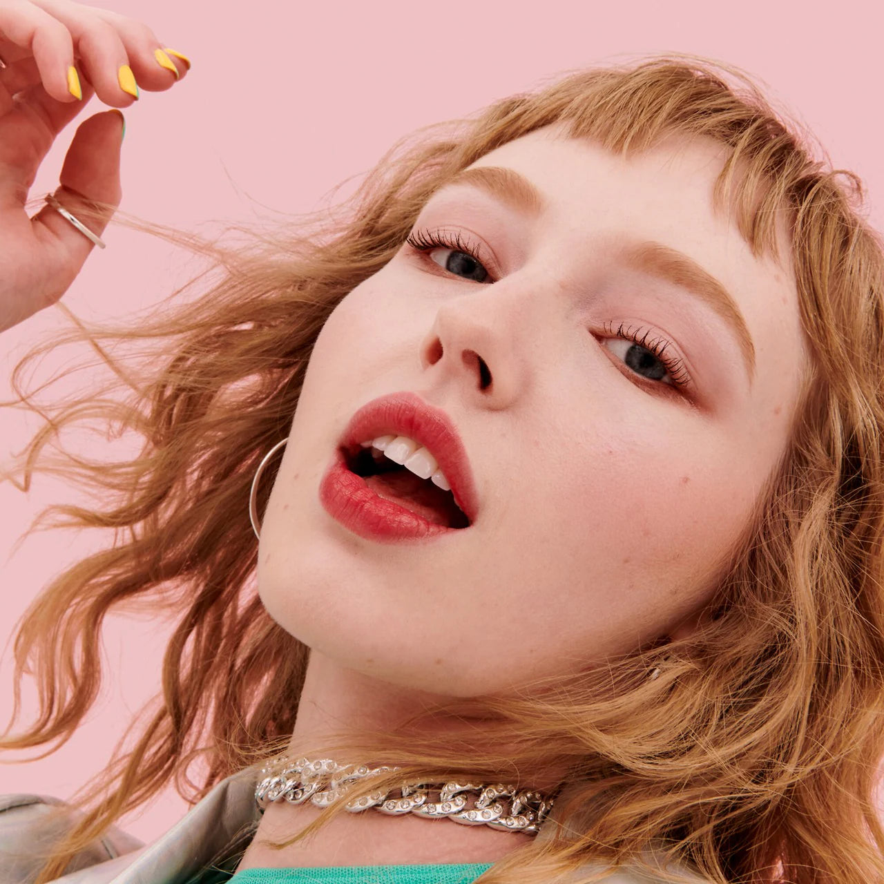 Benefit Cosmetics - Tinta de Labios y Mejillas Benetint Liquid Lip Blush & Cheek Tint **BAJO-PEDIDO**