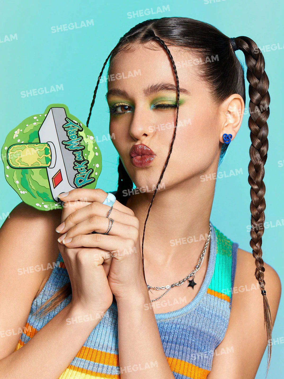 🚨Espejo Rick and Morty X SHEGLAM Hand Mirror